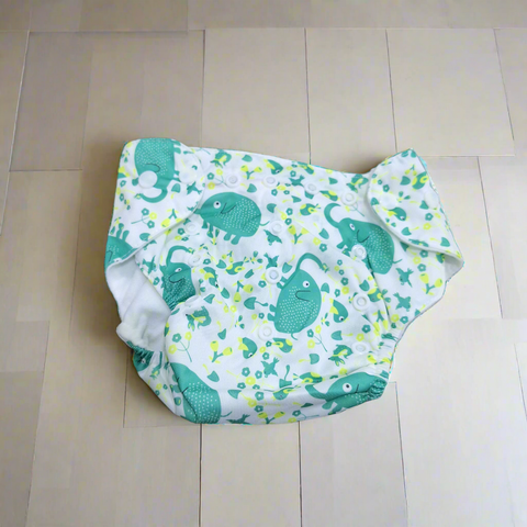 Reuseable Diaper - Elephants Green