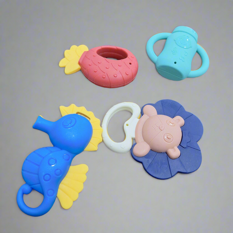 4 Pieces - Combination - Rattle Set