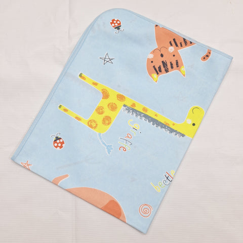 Diaper Changing Sheet - Medium - 27*19 Inches - Blue - Giraffe