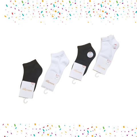 Pair of 4 Ankle Socks - Black & White