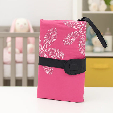 Chieea Diaper Changing Clutch - Pink