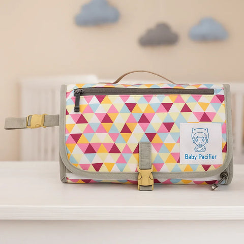 Diaper Changing Clutch - Mix Triangles
