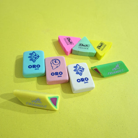 8 Pieces - Erasers Gift Set - 0004