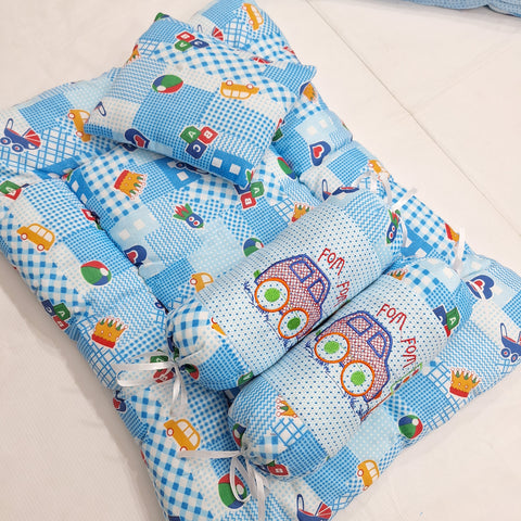 7 Pieces Bedding Set - Characters